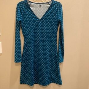 Title Nine V Neck Geometric Wrappers Delight
Faux Wrap Teal White Dress Size XS